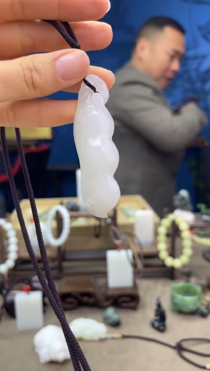 【闪购商品】和田玉颈饰未镶嵌1