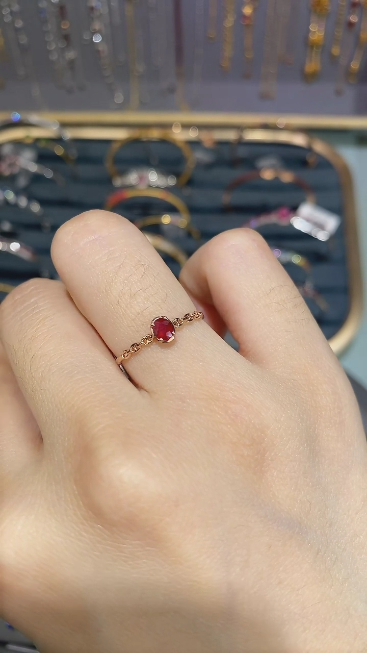 【闪购商品】红宝石戒指18K金镶嵌戒指