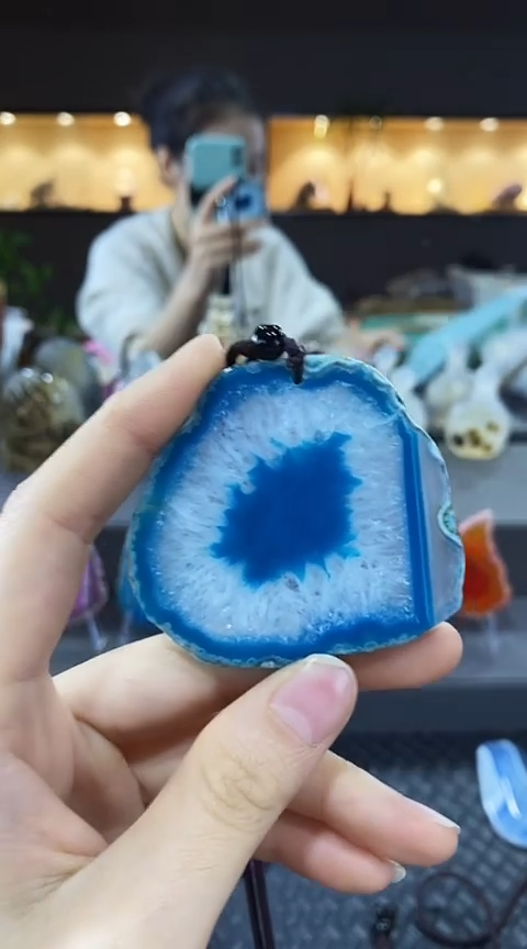 未镶嵌颈饰玛瑙/玉髓敖***格玛瑙