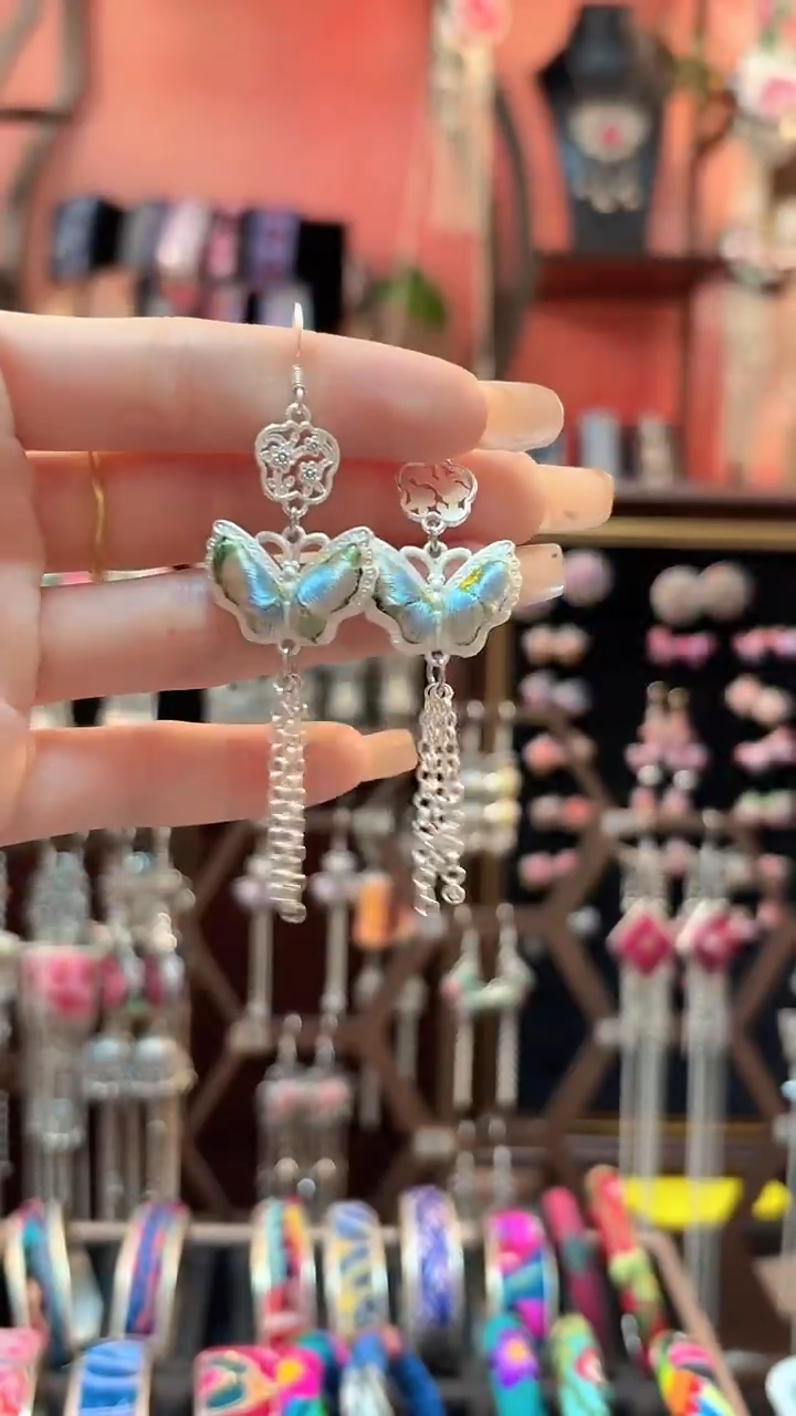 织绣 云织谣民族风精美饰品   20