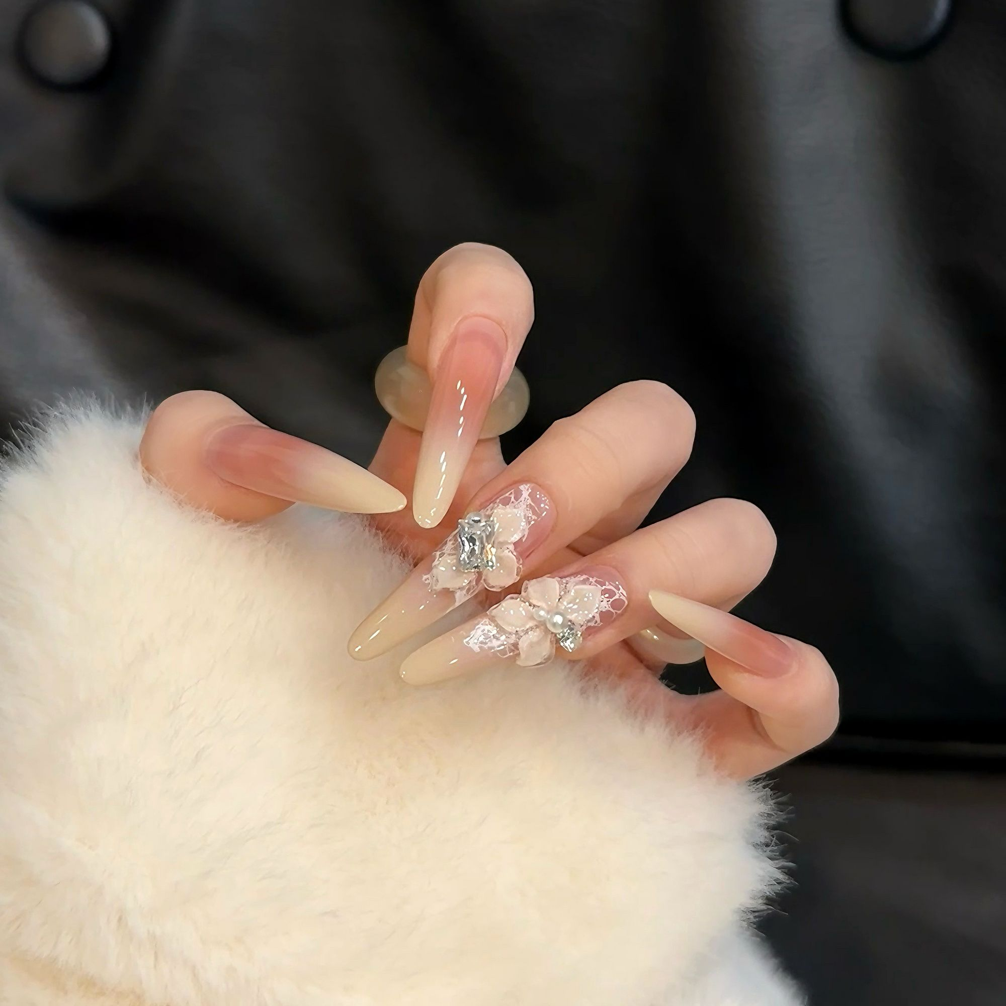 【鲁冰花】-裸色天花板氛围感的神纯手工制作穿戴美甲