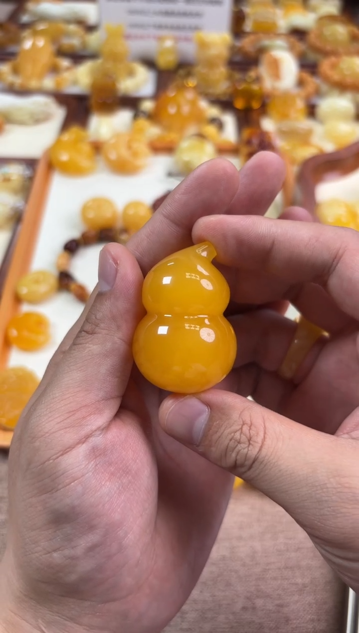 未镶嵌蜜蜡裸石葫芦