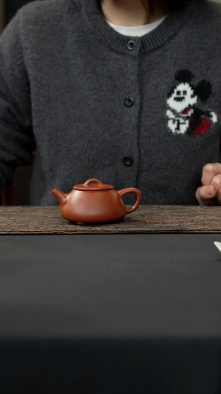 【闪购商品】紫砂茶壶红降坡平盖石瓢150cc