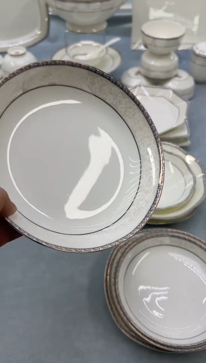 骨瓷玲珑8饭10个.