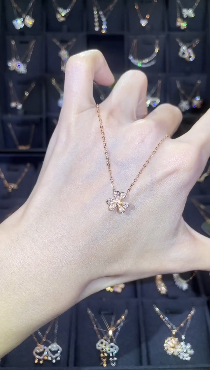 【闪购商品】钻石套链18K金镶嵌18K金玫  多人 三花