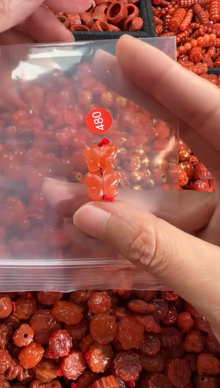 【闪购商品】南红玛瑙颈饰合金2