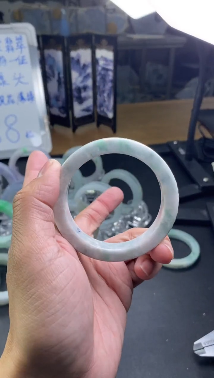 【闪购商品】定制翡翠正圈未镶嵌翡翠手镯
