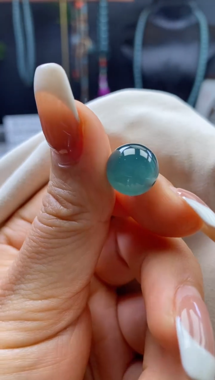 翡翠未镶嵌颈饰0112929617