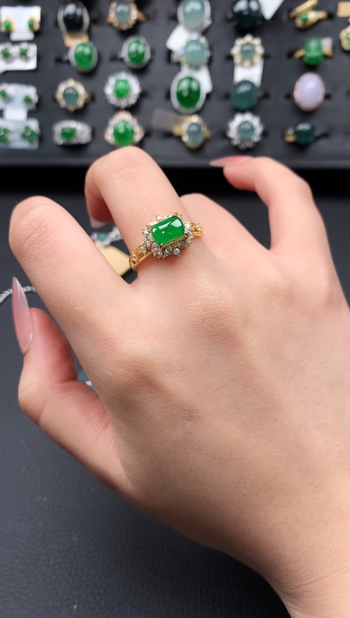 【闪购商品】翡翠戒指银S925镶嵌651341