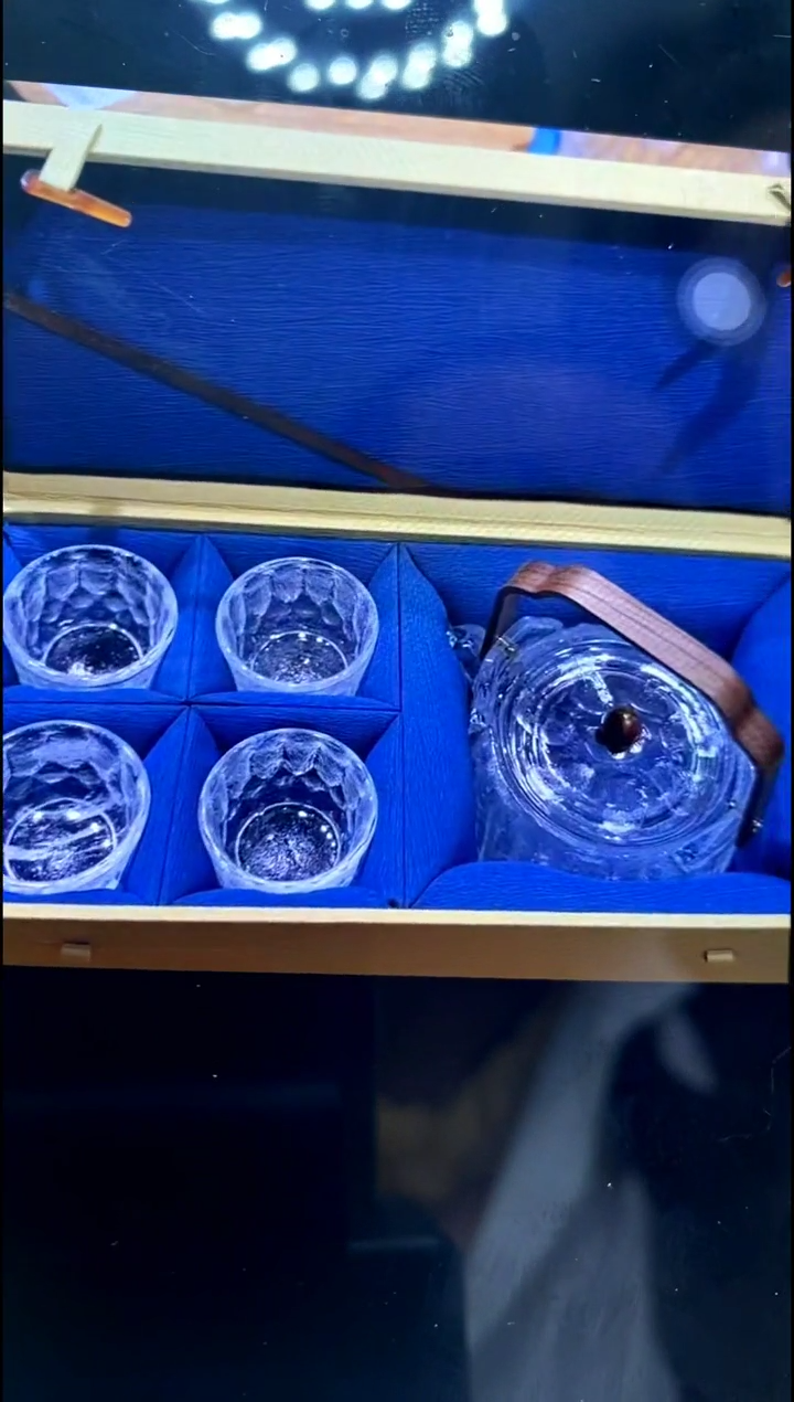 【闪购商品】水晶颈饰未镶嵌摆件