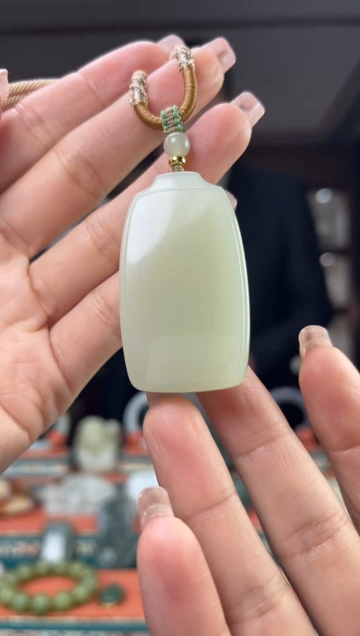 【闪购商品】和田玉颈饰未镶嵌佩佩