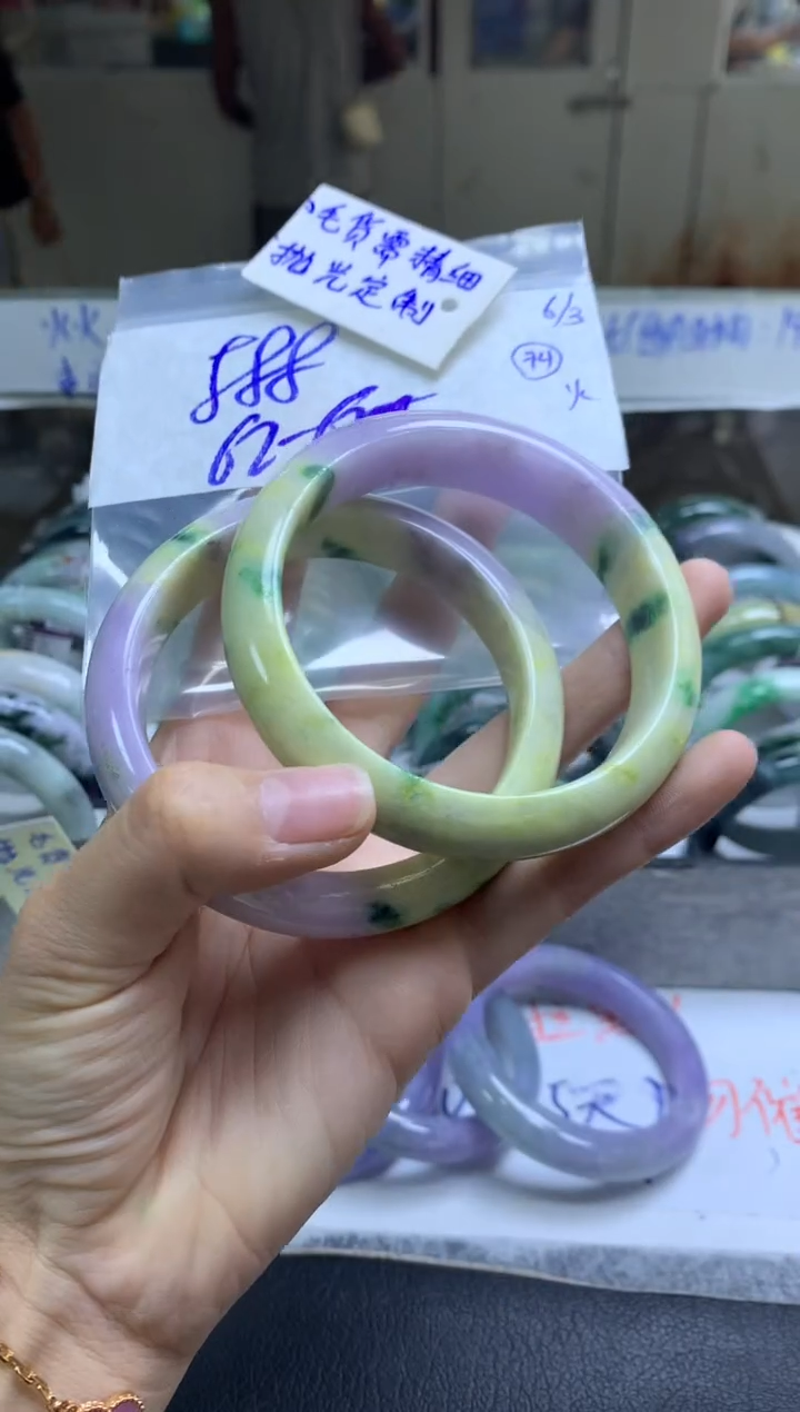 【闪购商品】定制翡翠未镶嵌手镯毛货需精细抛光+多样性拍1发1