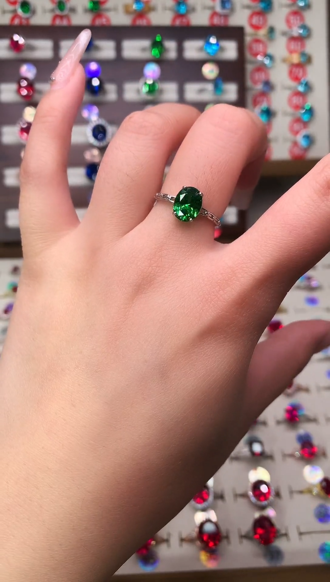 银S925镶嵌透辉石戒指7*9  银托