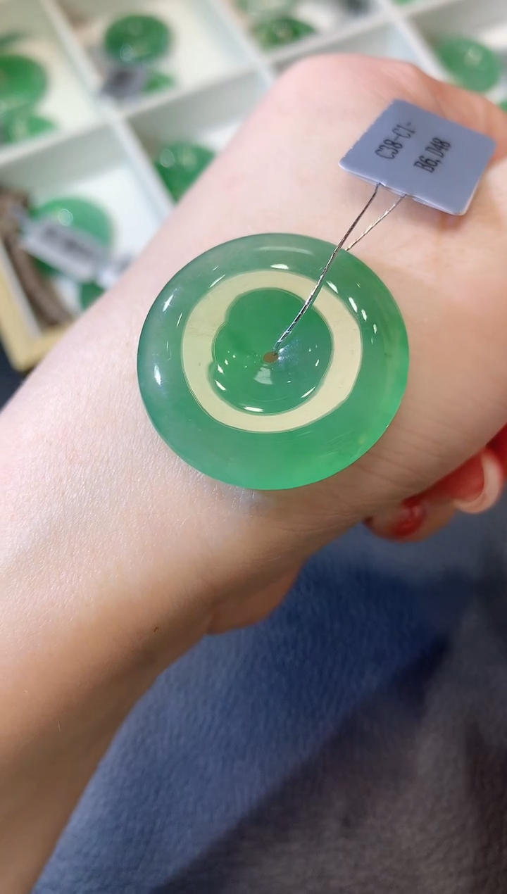 【闪购商品】翡翠吊坠(不含链)未镶嵌A94 不退换