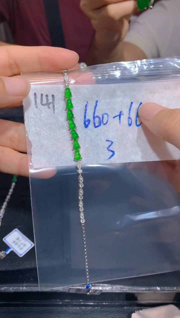 【闪购商品】定制翡翠未镶嵌141手链多样性拍一发一毛货定制抛光