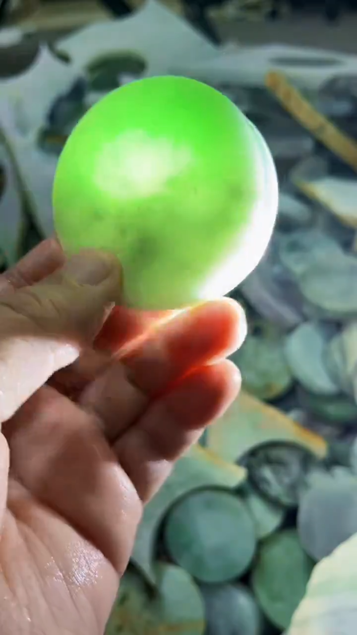 【闪购商品】翡翠挂件未镶嵌A货康壹095