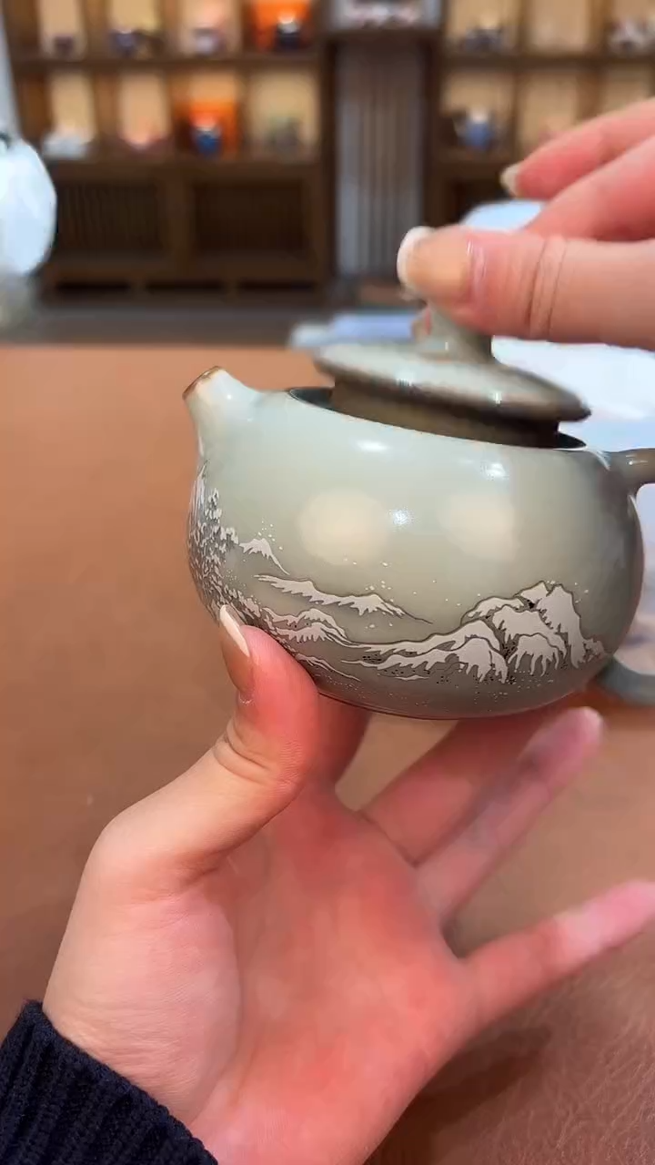 今天我在喝茶你在干嘛
