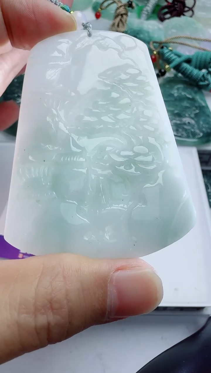 【闪购商品】翡翠吊坠(不含链)未镶嵌1