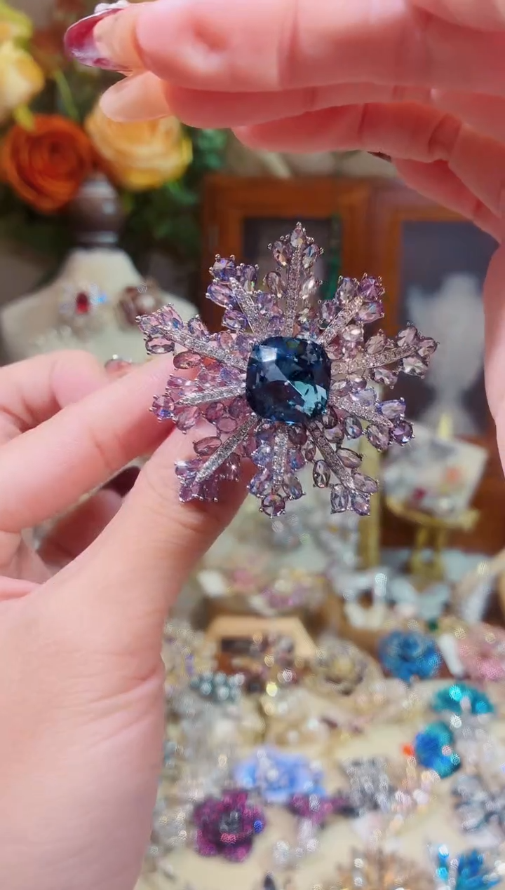 合成立方氧化锆铜合金蓝色雪花