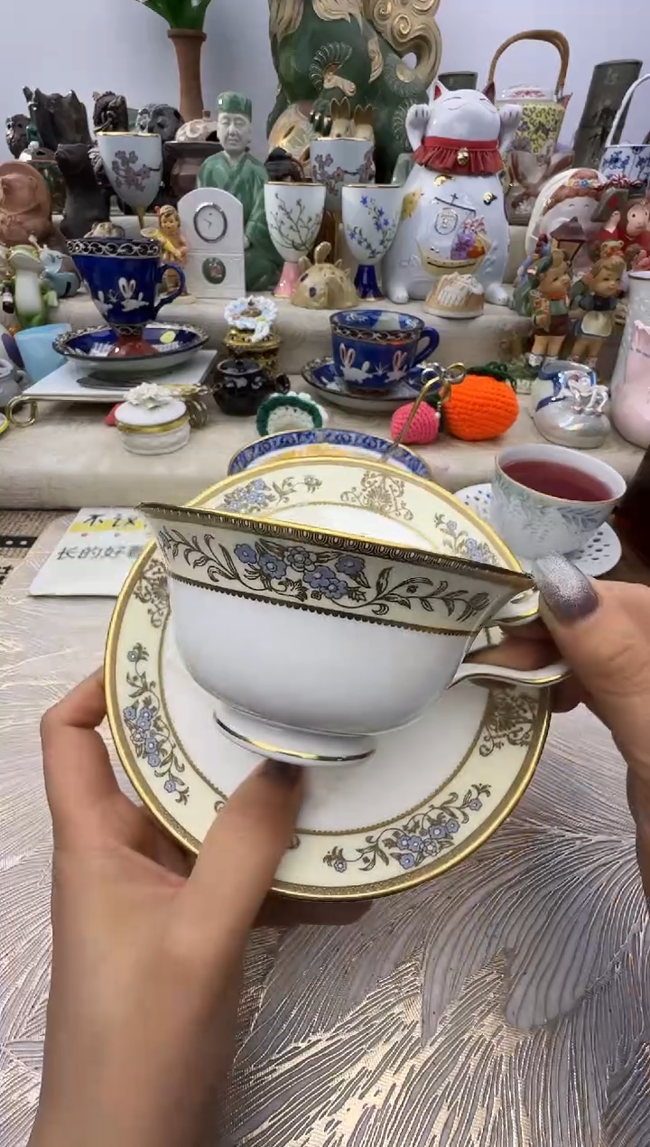 瓷片小**?满58米包邮48小时发货