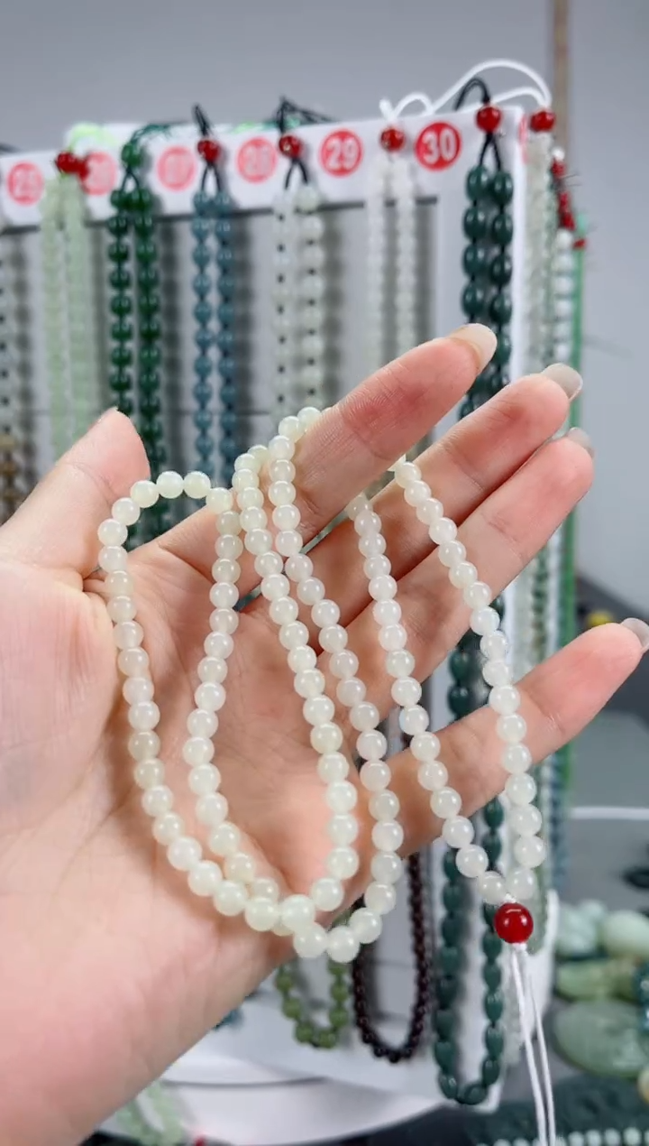 颈饰未镶嵌和田玉海**空5暖白