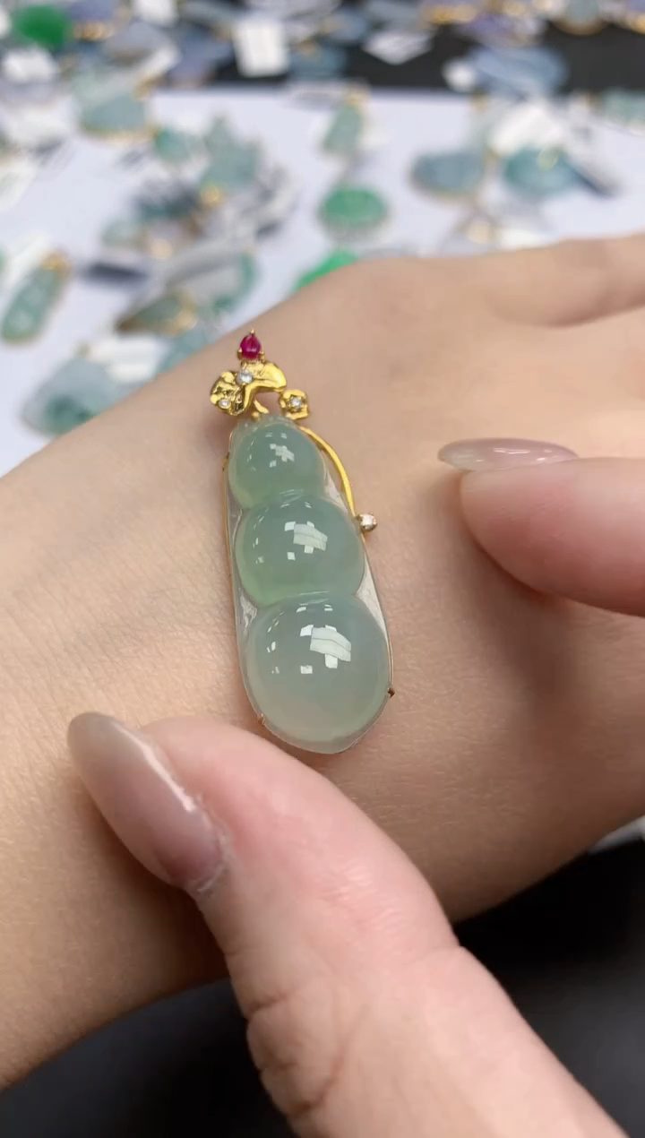 【闪购商品】翡翠颈饰18K金镶嵌天然缅甸翡翠A货
