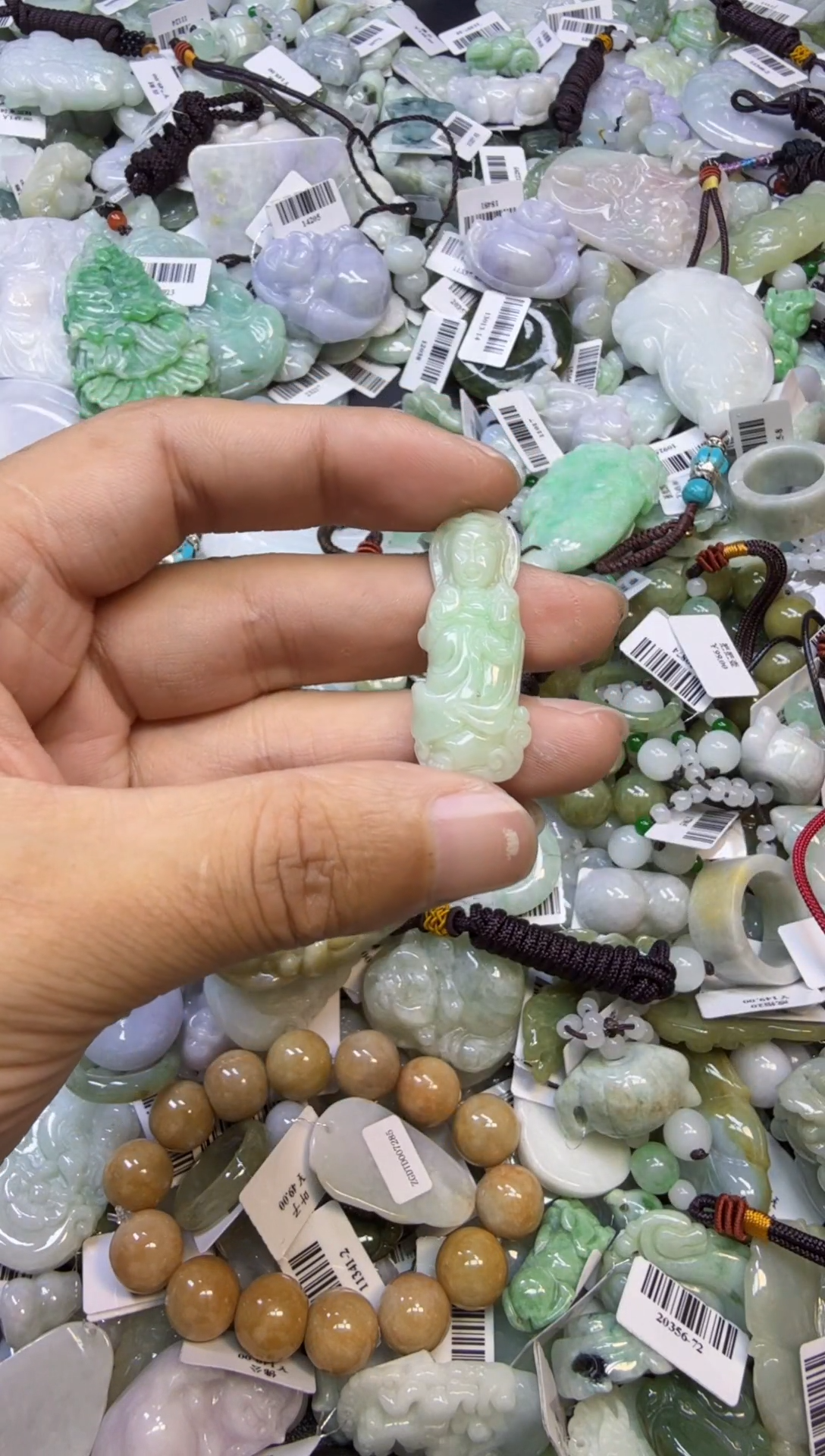 【闪购商品】翡翠颈饰未镶嵌00006362