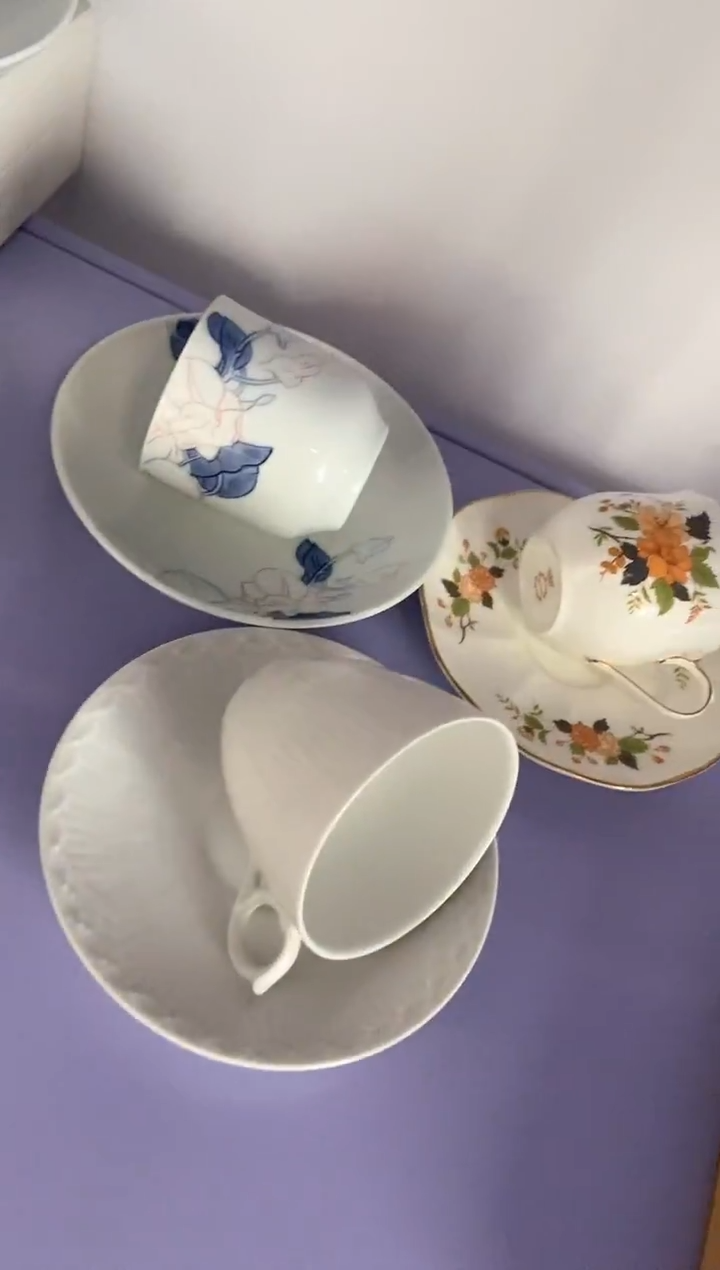 瓷片T***?中古商品默认微瑕谨慎参拍