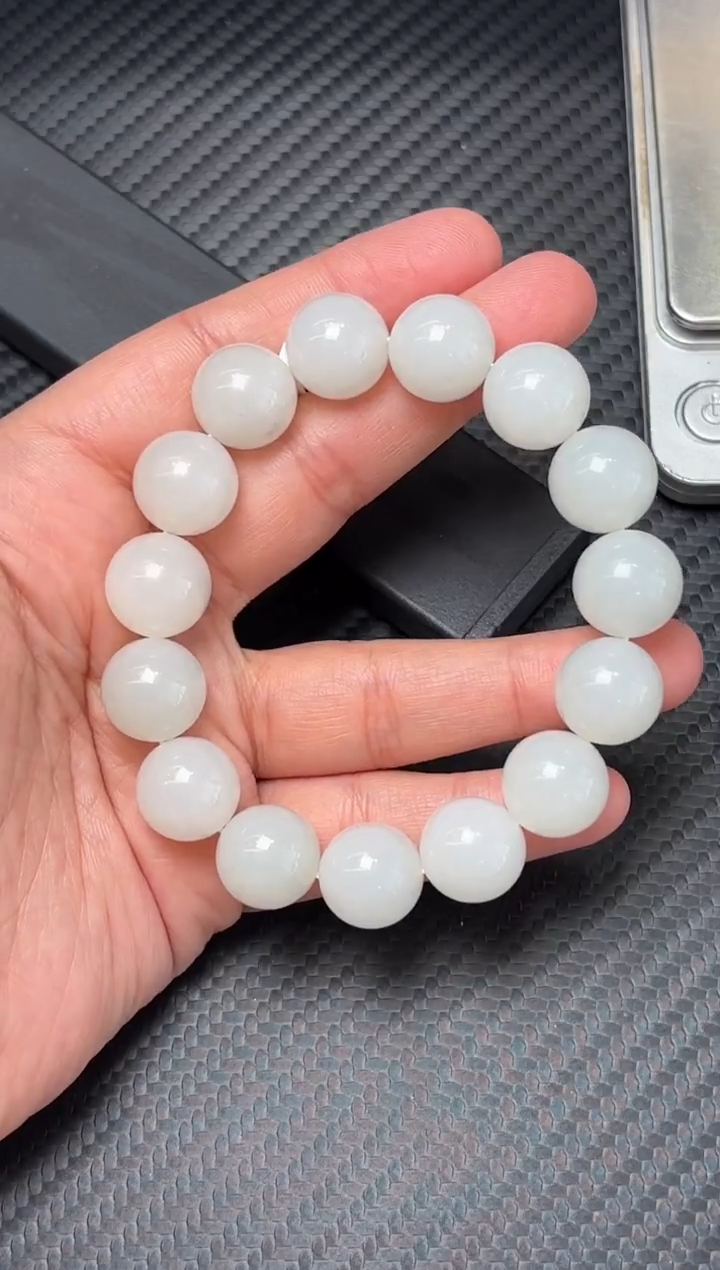 未镶嵌手串和田玉和田黑山微色差卡14