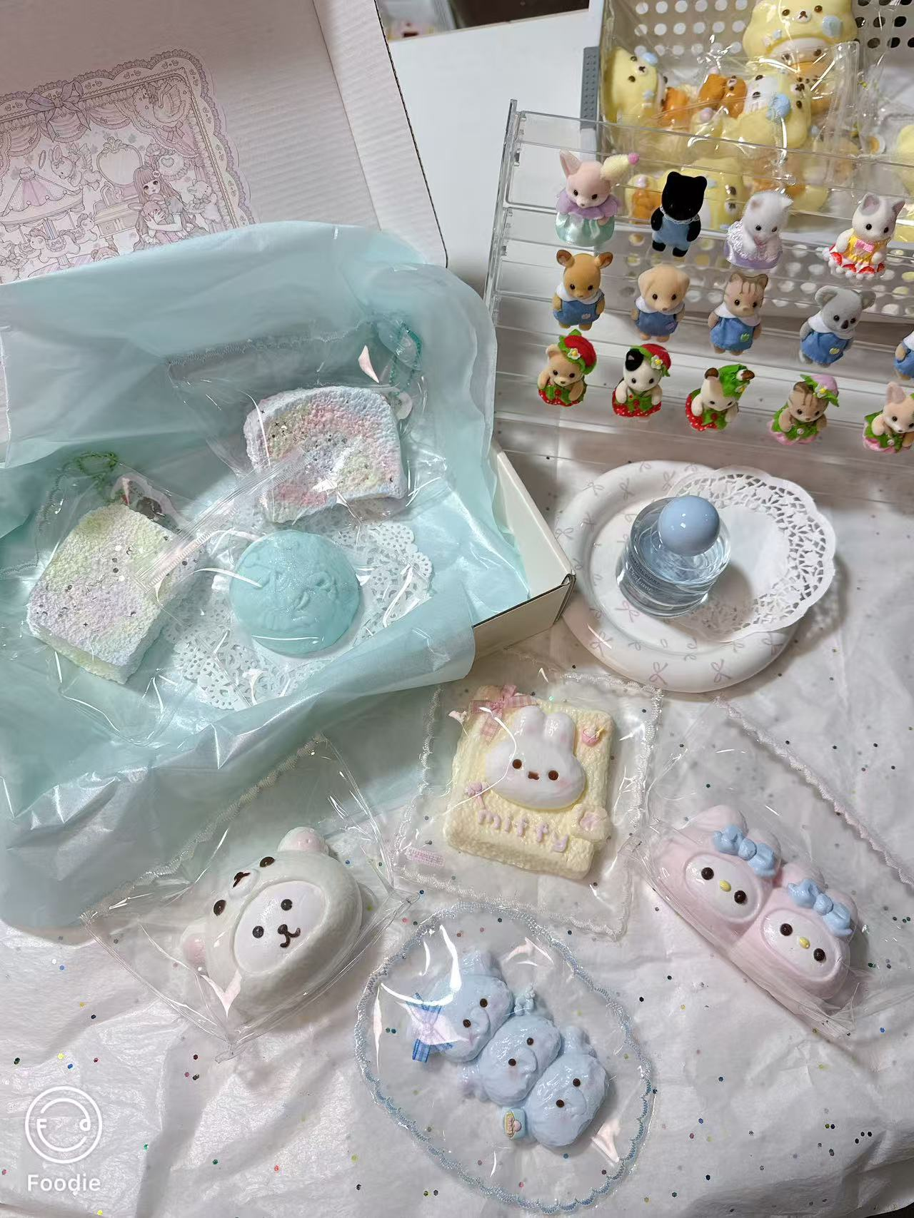 ELE 手作捏捏  刺绣中古款