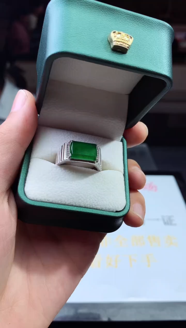 未镶嵌定制翡翠天然A货翡翠拍一发一