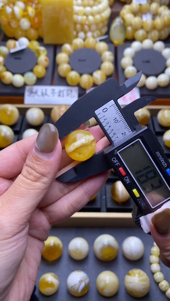 【闪购商品】琥珀裸石未镶嵌大小姐珠宝严选41