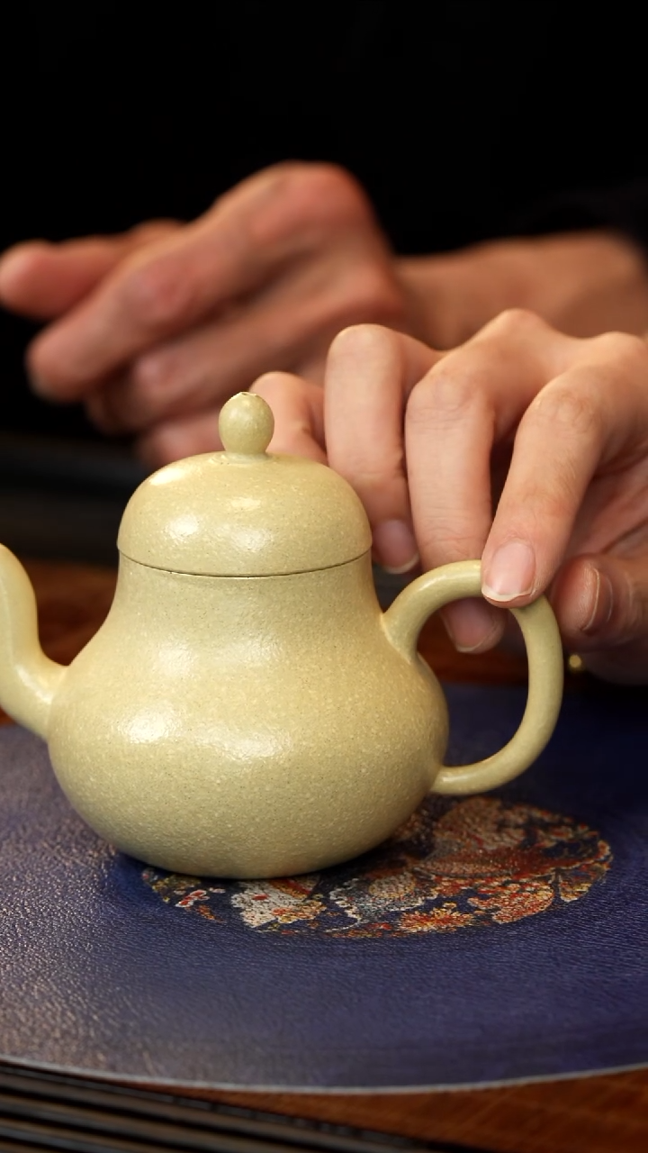 【闪购商品】紫砂茶壶FKM 本绿 思婷