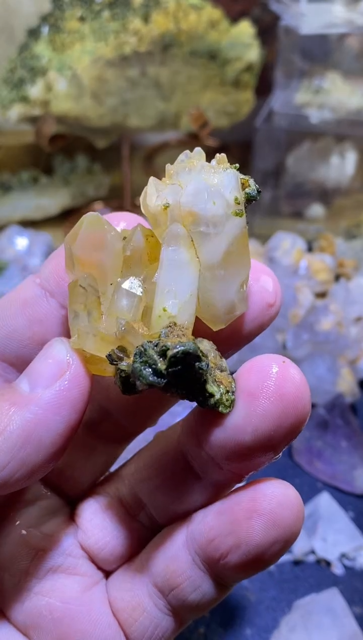 未镶嵌珠宝半成品水晶106号四川美姑超七花园水晶