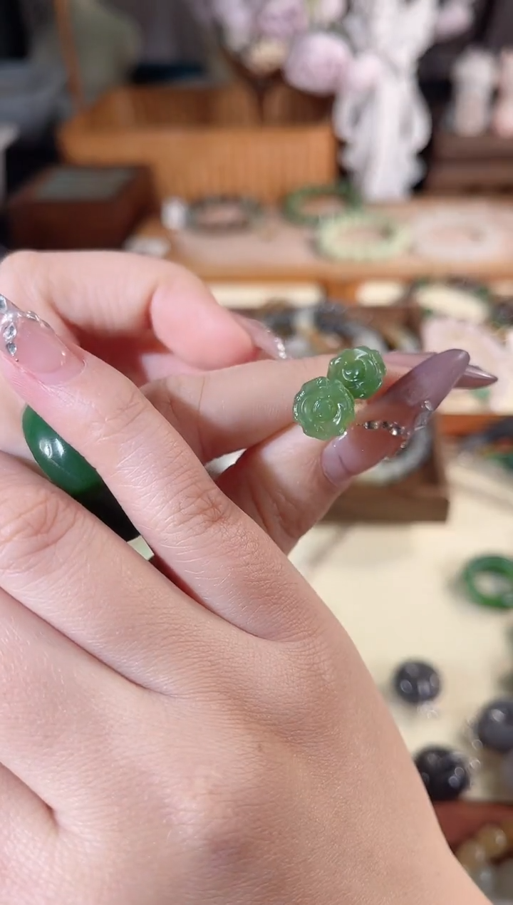 银S925镶嵌和田玉耳钉多样性发其一孤品默认微瑕