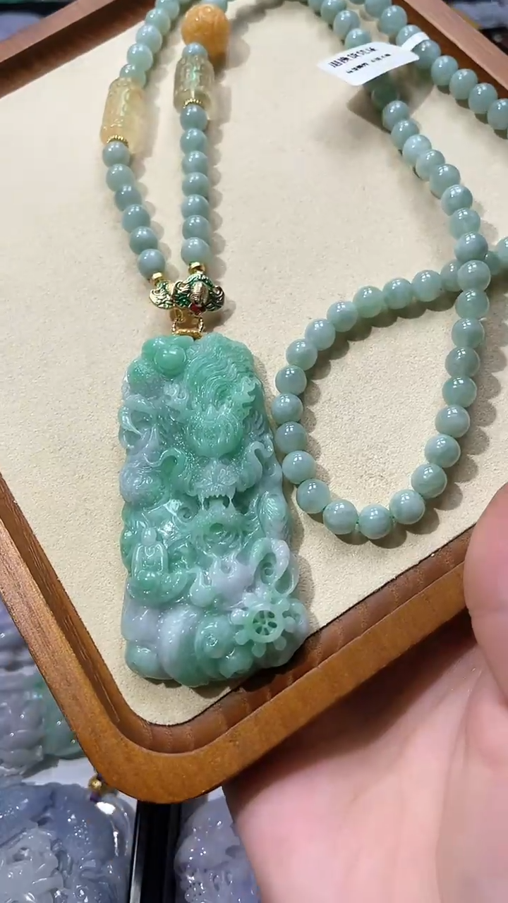 【闪购商品】翡翠颈饰未镶嵌吊坠