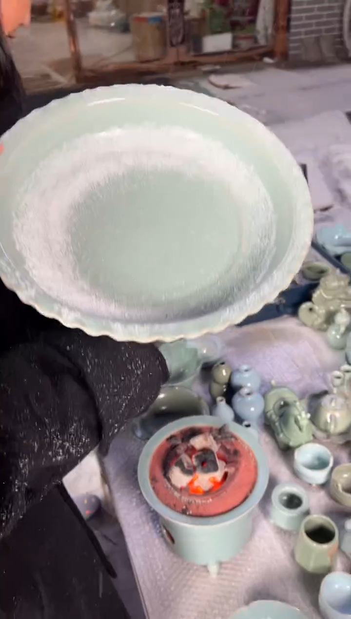 瓷片原产地原矿釉汝瓷