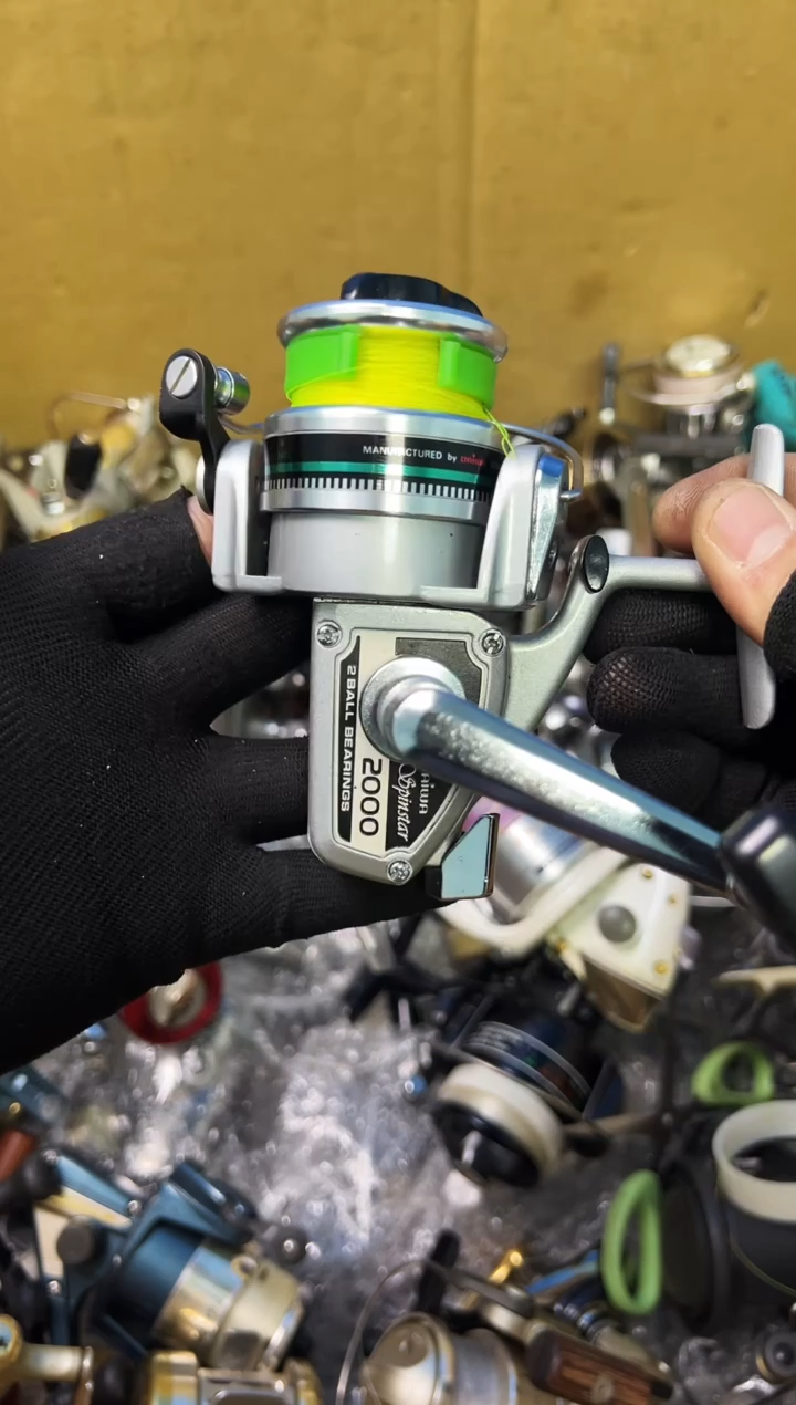 穿**光微瑕钓鱼轮，直播间讲解为准，看清楚再拍，如有拆卸不退换