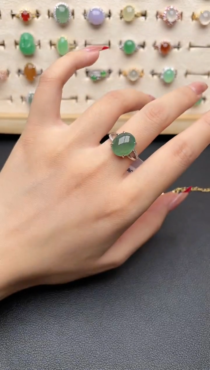 【闪购商品】翡翠戒指银S925镶嵌一物一证一礼盒