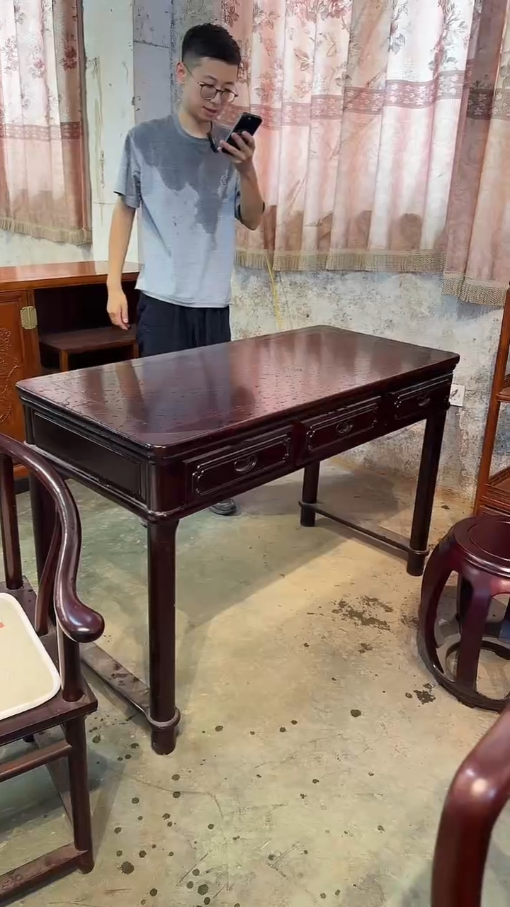 黑酸枝木类成套家具状元桌 单桌