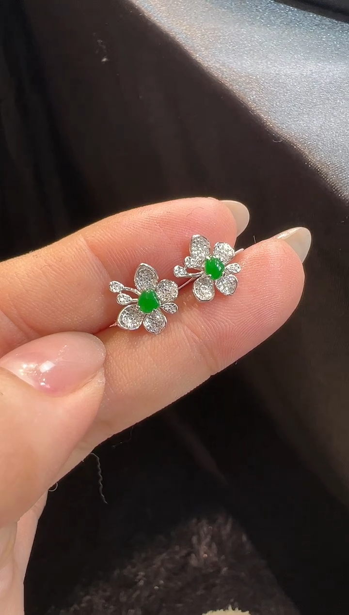 【闪购商品】翡翠耳饰18K金镶嵌耳钉