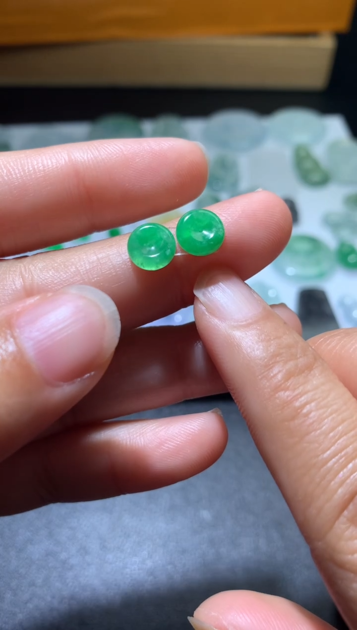 【闪购商品】定制翡翠未镶嵌毛货