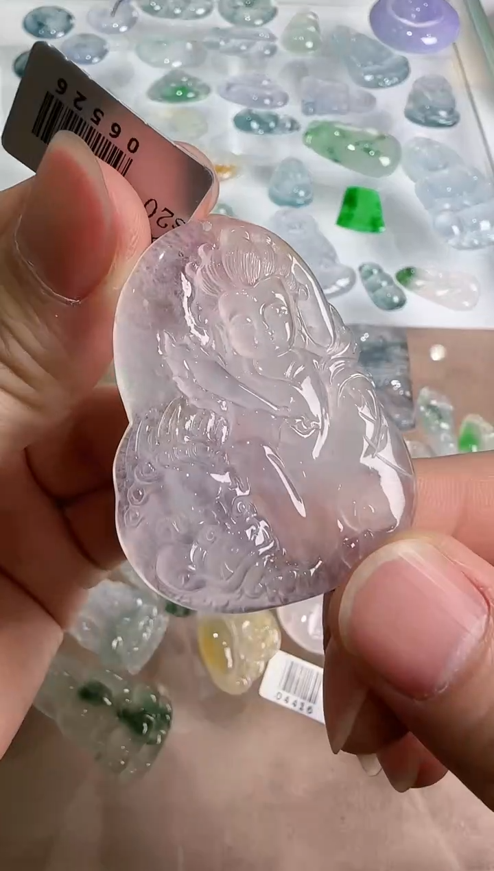 【闪购商品】翡翠吊坠(不含链)未镶嵌··