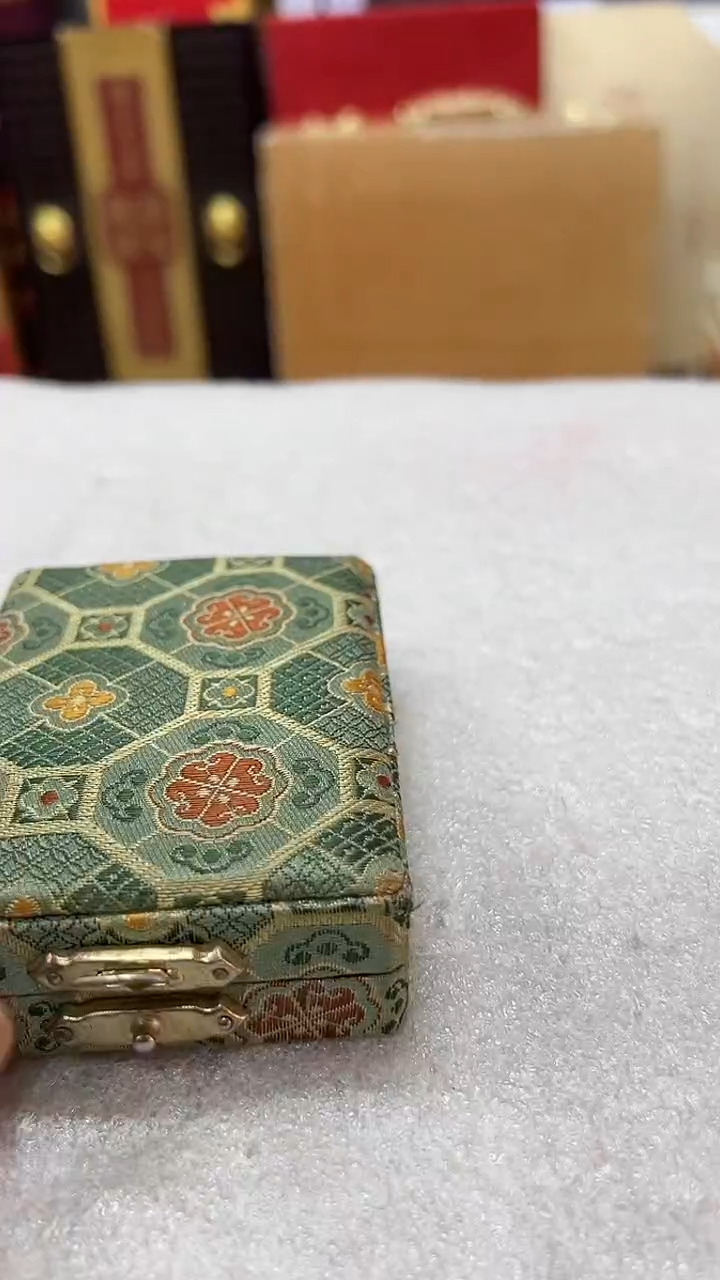 其他普通金属无 偿 献 血章