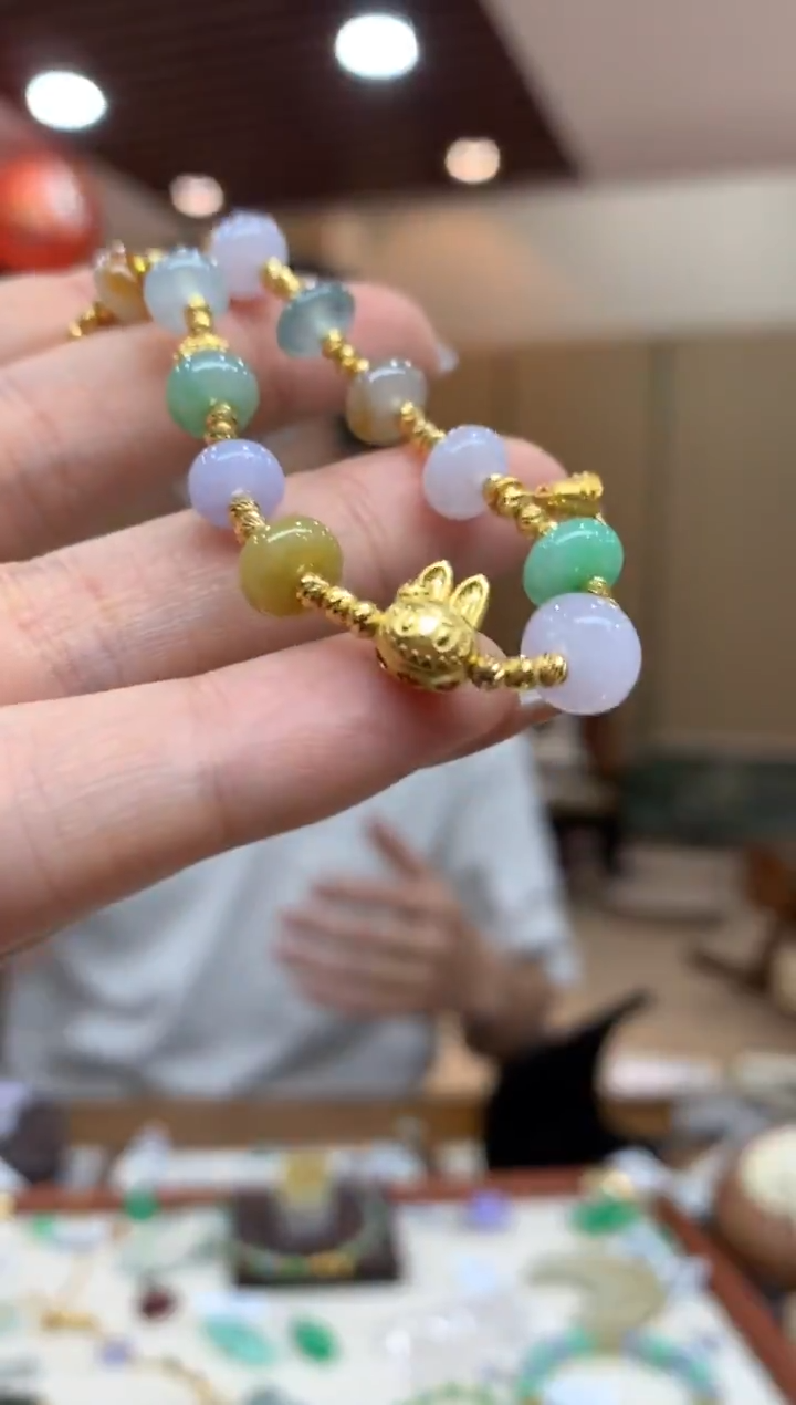 18K金镶嵌手链翡翠手链