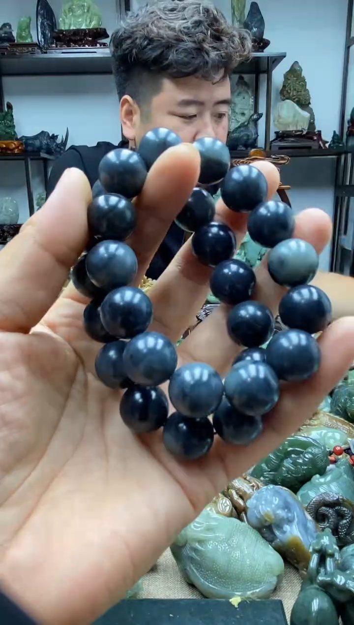 手串未镶嵌和田玉16拍一发一，多样性发货