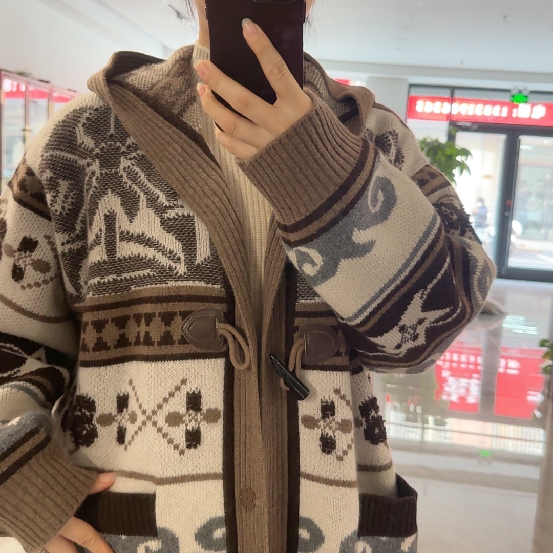 【某莹同款】重磅加厚民族提花100羊绒针织连帽中长款开衫外套女