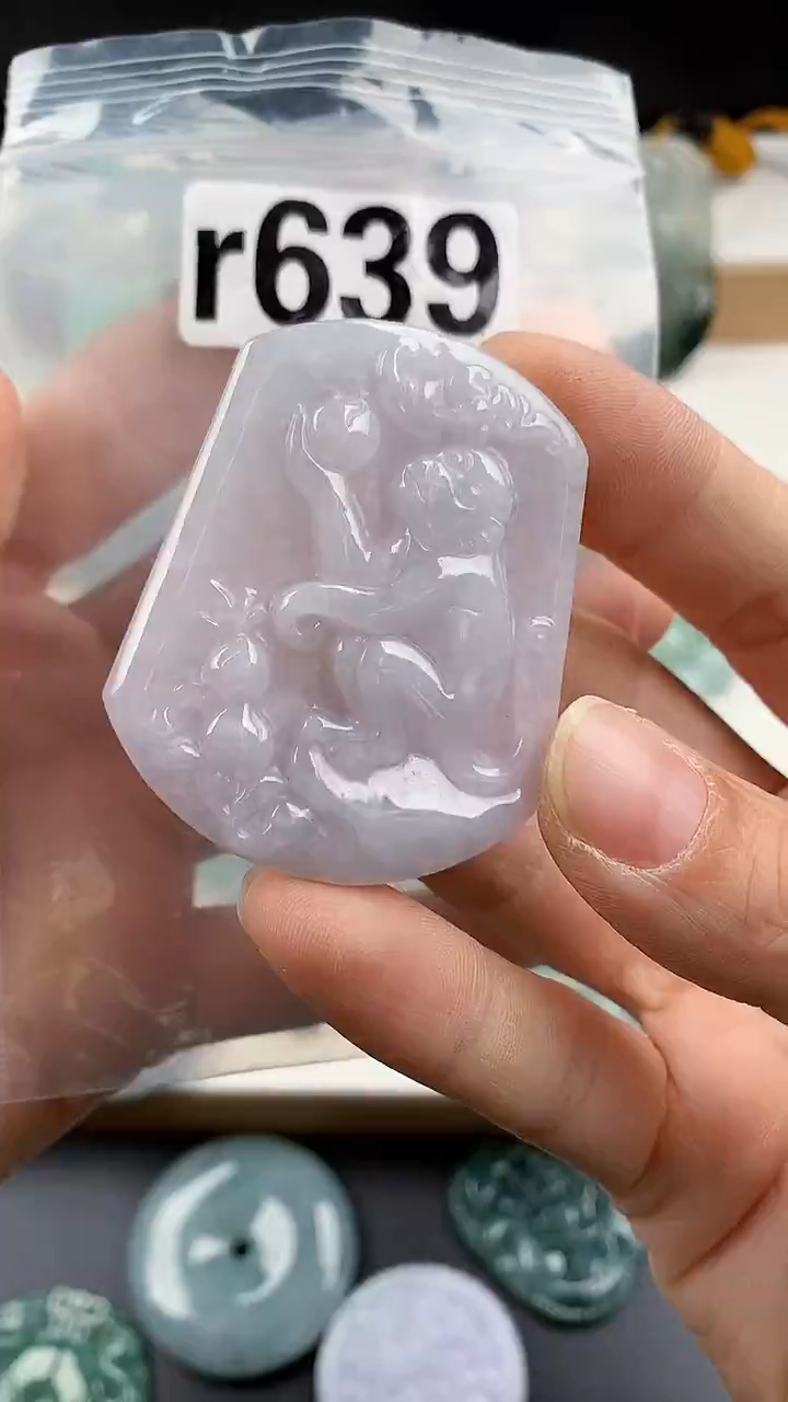 颈饰未镶嵌翡翠天然翡翠吊坠挂件
