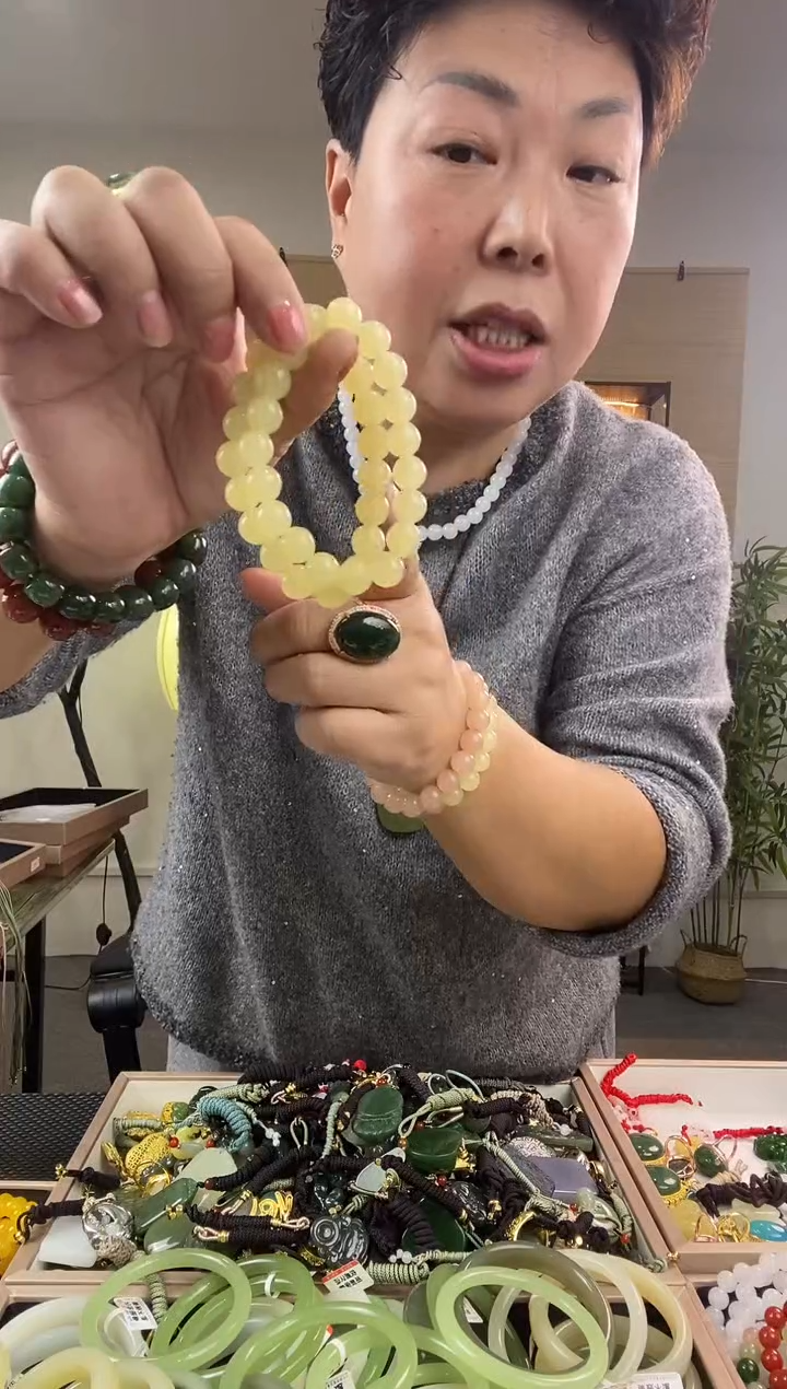 颈饰未镶嵌和田玉多样性拍一发一  0302