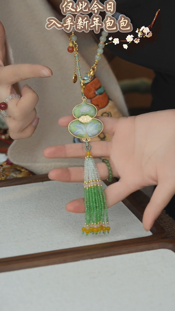 刺绣3768117934547927526